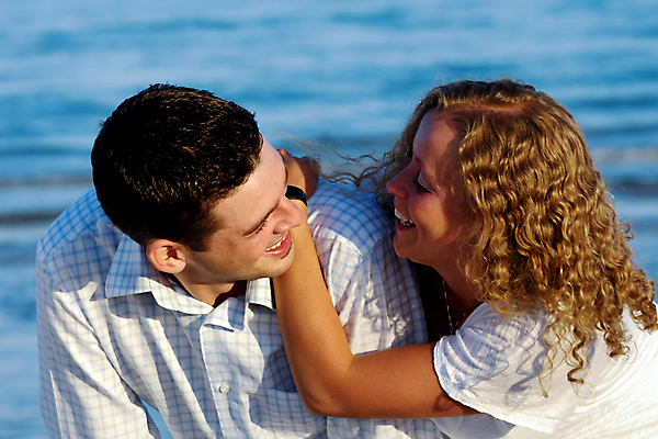 포토 JPG 해외이미지 라이프스타일 커플 응시 여자 남자 행복 얼굴 여행 2 관계 포옹 자연 하늘 휴가 함께함 사랑 미소 사람 야외 두명 여름 파란색 친구 기쁨 낭만 흰색 잡기 달콤 치아 결합 무료 해외포토 시선 계절 감정 컬러 컨셉 안기 모션 표정 생활 신체부위 소화기관 맛 생태계 파일형식 이미지허브