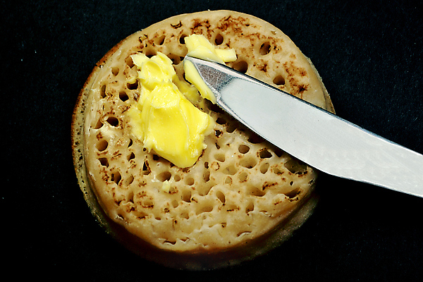 포토 JPG 해외이미지 빵 사람없음 저녁식사 칼 차 은색 자르기 만취 머핀 버터 해외포토 음료 음식 컬러 모션 식사 술취함 파일형식 이미지허브