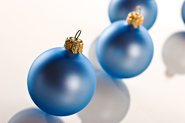 포토 JPG 해외이미지 크리스마스 공 휴가 새해 사람없음 장식 파란색 축하 여의주 해외포토 기념일 컬러 컨셉 파일형식 이미지허브