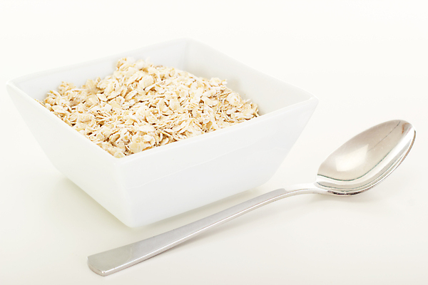 포토 JPG 해외이미지 전통 접시 문화 음식 다이어트 재료 탁자 건강 씨앗 사람없음 숟가락 식사 흰색 맛 아침식사 시리얼 먹기 비타민 뮤즐리 바이탈 오트밀 귀리 그래놀라 해외포토 식물 식기 컬러 가구 컨셉 모션 곡류 수저 영양소 파일형식 이미지허브