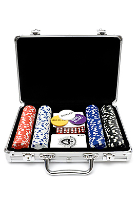 포토 JPG 해외이미지 백그라운드 컨셉 서류가방 가방 놀이 기술 사람없음 빨간색 세트 금속 여행가방 경쟁 장비 게임 흰색 우승 최고 신용카드 행운 재산 도박 닫기 갑판 배열 삽 오브젝트 카지노 주사위 기회 포커 고립 수하물 에이스 해외포토 잡화 컬러 배_교통 모션 재질 금융 트럼프 파일형식 이미지허브