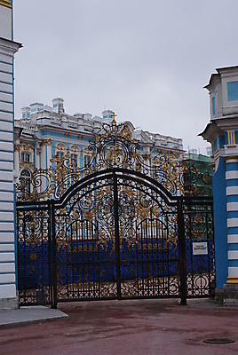 포토 JPG 해외이미지 구름 외관 유럽 문화 조각 여행 겨울 건축양식 하늘 휴가 미술 사람없음 건물 장식 파란색 도시풍경 조각상 뷰티 궁전 바위 도시 역사 클래식 심볼 박물관 러시아 장면 북쪽 타운 러시아인 옛날 제국 해외포토 자연요소 서양인 건축물 계절 건축 나라 컬러 컨셉 고건축 문화예술 풍경 조형물 돌_바위 방향 파일형식 이미지허브