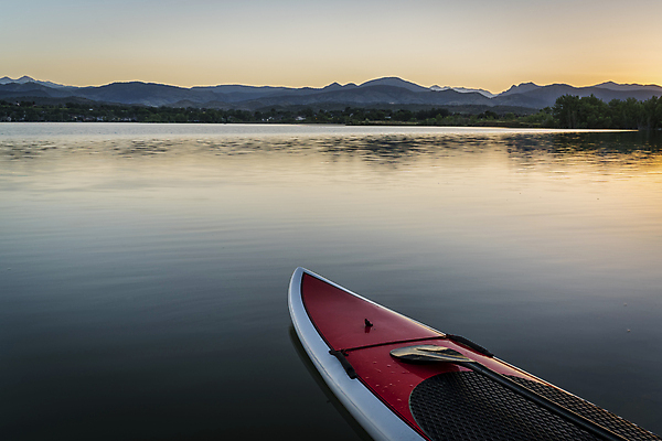 포토 JPG 해외이미지 호수 건강 풍경 사람없음 빨간색 여름 반사 황혼 일몰 수상스포츠 연습 콜로라도 카피스페이스 해외포토 계절 스포츠 컬러 노을 미국 공백 파일형식 이미지허브