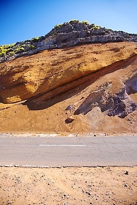 포토 JPG 해외이미지 유럽 도로 지구 벽 여행 풍경 사람없음 운전 흰색 시골 스페인 아스팔트 부식 방법 지질학 해외포토 교육 나라 길 컬러 교통시설 모션 파일형식 이미지허브