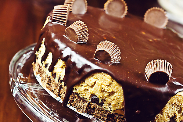 포토 JPG 해외이미지 접시 음식 조각 유리 탁자 디저트 치즈 주택 사람없음 목재 장식 컵 갈색 노란색 케이크 초콜릿 검은색 우유 흰색 신선 달콤 맛 작음 굽기 크림 땅콩 버터 페스츄리 핸드메이드 맛있는 해외포토 나무 식기 빵 컬러 가구 컨셉 재료 재질 유제품 건물 견과류 크기 구이 파일형식 이미지허브