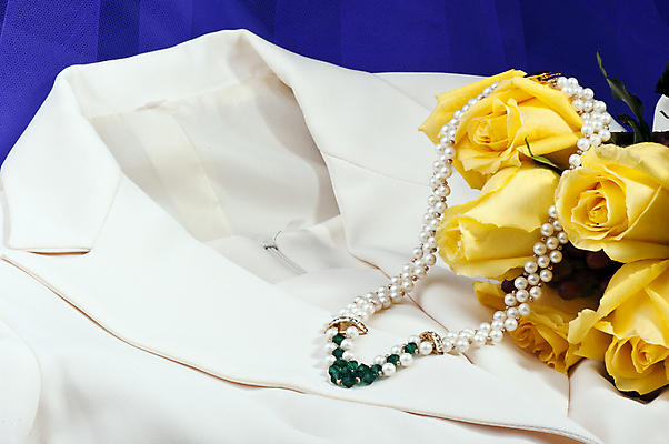 포토 JPG 해외이미지 커플 드레스 꽃 결혼 목걸이 가족 결혼식 사탕 사랑 이벤트 사람없음 상자 장미 낭만 흰색 하트 축하 반지 달콤 설탕 활 테이프 제단 맛있는 해외포토 모양 식물 옷 감정 컬러 컨셉 장신구 관계 문구용품 디저트 맛 파일형식 이미지허브