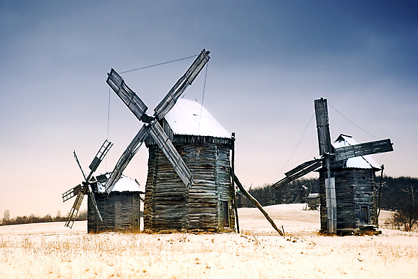 포토 JPG 해외이미지 구름 전통 계절 산업 문화 겨울 농업 날개 건축양식 자연 하늘 바람 항해 풍경 여러명 사람없음 건물 목재 농장 환경 식사 힘 풍차 에너지 추위 바위 시골 업무 역사 수리 보호 언덕 박물관 서리 과거 밀가루 방앗간 구식 방법 옛날 우크라이나 해외포토 자연요소 나무 건축물 건축 유럽 다수 컨셉 배_교통 재료 날씨 사람 돌_바위 작업 가루 생태계 파일형식 이미지허브
