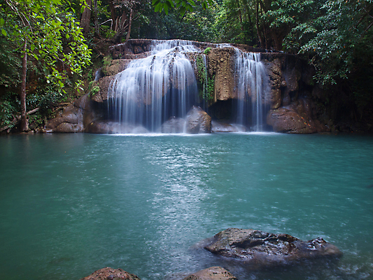 포토 JPG 해외이미지 나무 식물 공원 아시아 여행 잎 태국 자연 조류 산 바닥 동양인 사람없음 물 컬러풀 폭포 흐름 신선 개울 숲 강의 즐거움 운하 에메랄드 층 내추럴 루트 보호구역 전국 파라다이스 현재 해외포토 자연요소 동물 공공시설 감정 나라 컬러 컨셉 인종 강 보석 생태계 구역 파일형식 이미지허브