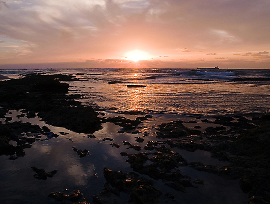 포토 JPG 해외이미지 구름 계절 파도 바다 여행 백그라운드 오렌지 자연 벽지 하늘 날씨 휴가 풍경 사람없음 야외 빨간색 물 여름 컬러풀 태양 뷰티 반사 평화 맑음 침묵 황혼 일몰 새벽 활발 낭만 바위 만 황무지 저녁 장면 이국적 수평선 해외포토 자연요소 컬러 컨셉 과일 노을 소리 돌_바위 야간 생태계 파일형식 이미지허브