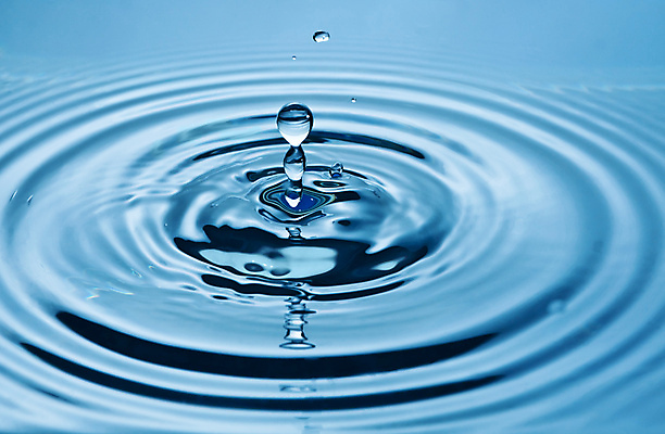 포토 JPG 해외이미지 물결 음료 파도 백그라운드 컨셉 자연 하늘 추상 사람없음 가로 물 파란색 빛 반사 젖음 흐름 추위 물방울 원형 투명 액체 떨어짐 시원함 갈증 순수 잔물결 스플래쉬 해외포토 자연요소 도형 바다 컬러 무늬 생태계 파일형식 이미지허브