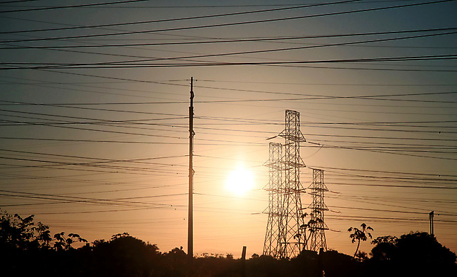 포토 JPG 해외이미지 산업 선 공장 조명 사람없음 환경 탑 힘 일몰 재활용 발전기 발전소 에너지 네트워크 역 큼 전염 철사 시스템 지구온난화 공학 세대 변압기 분배 전압 철강 배선 해외포토 건축물 교육 공업 교통시설 노을 한자 질병 크기 친환경 감염 기후변화 파일형식 이미지허브