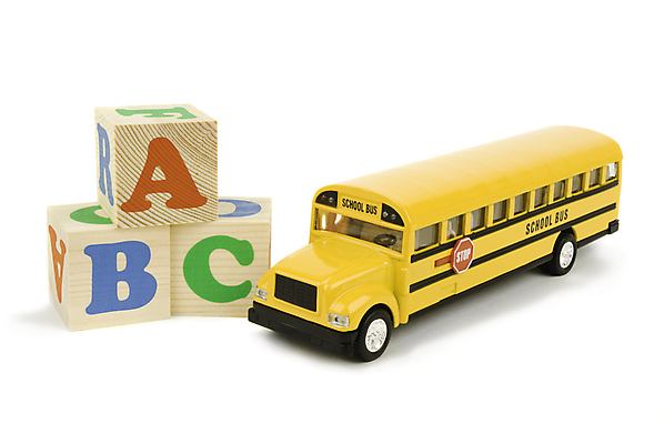 포토 JPG 해외이미지 모양 알파벳 영어 교육 어린이 컨셉 학교 놀이 벽돌 버스 아이디어 사람없음 목재 빨간색 초록색 파란색 단어 장난감 쌓기 블록 편지 심볼 큐브 사인 흙더미 모터 고립 그만 해외포토 나무 문자 육상교통 컬러 재료 모션 대중교통 사람 흙 파일형식 더미 이미지허브