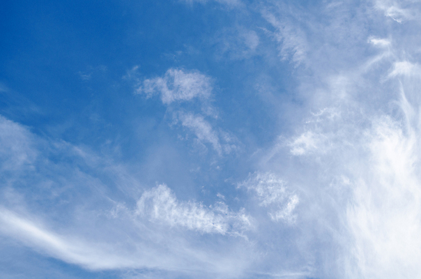 포토 JPG 해외이미지 계절 종교 하늘색 백그라운드 겨울 자연 하늘 날씨 사람없음 야외 파란색 빛 햇빛 태양 뷰티 맑음 봄 흰색 신선 분위기 수분 천국 흐림 산소 오존 해외포토 자연요소 컬러 컨셉 원소 생태계 파일형식 이미지허브