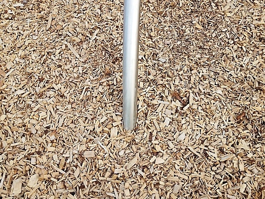 포토 JPG 해외이미지 사람없음 야외 빛 갈색 금속 바 은색 놀이터 매끈함 해외포토 컬러 재질 놀이 감각 파일형식 이미지허브