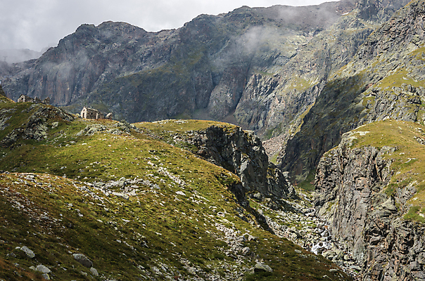 포토 JPG 해외이미지 식물 유럽 호수 여행 건축양식 자연 산 파노라마 사람없음 건물 컬러풀 계곡 얼음 이탈리아 트래킹 시골 오두막 빙하 알프스 통과 산기슭 절정 몬테카를로 해외포토 자연요소 건축물 건축 나라 컬러 레저 촬영기법 생태계 모나코 파일형식 이미지허브