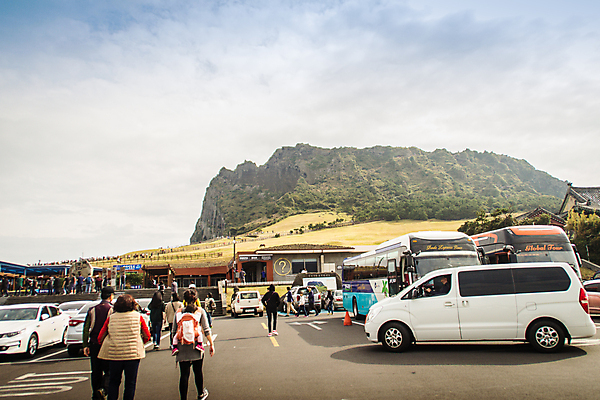 포토 JPG 해외이미지 구름 아시아 파도 바다 섬 여행 밭 자연 하늘 아침 휴가 산 주택 서울 한국 풍경 경사 해변 사람없음 야외 가로 초록색 물 여름 파란색 세계 햇빛 여행객 평화 검은색 하이킹 도시 만 재산 땅 순수 언덕 화산 원뿔 남쪽 내추럴 절정 수평선 해외포토 주간 자연요소 도형 계절 나라 컬러 컨셉 농업 레저 사람 건물 금융 태양 방향 생태계 파일형식 이미지허브