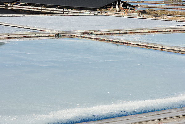 포토 JPG 주간 풍경 사람없음 야외 관광지 맑음 가을 소금 곰소염전 방조제 부안 염전 국내포토 자연요소 계절 여행 날씨 전라북도 시설 파일형식