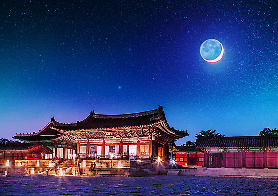 PSD 편집이미지 별 고건축 야경 자연 한옥 사람없음 파란색 보라색 궁전 달 달빛 이미지편집 자연요소 한국전통 건축물 컬러 야간 생태계 파일형식 풍경_경치