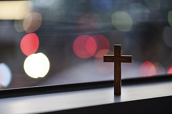 포토 JPG 스튜디오촬영 기독교 백그라운드 십자가 크리스마스 야경 기독교용품 실내 사람없음 오브젝트 예배 보케 찬양 숭배 보케백그라운드 국내포토 기념일 종교 종교용품 내부 야간 파일형식 풍경_경치