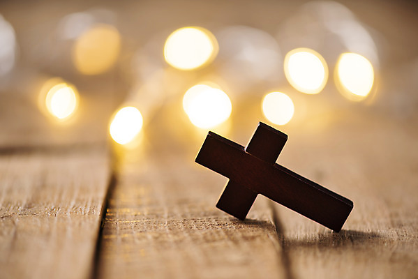 포토 JPG 스튜디오촬영 기독교 백그라운드 십자가 크리스마스 조명 기독교용품 실내 근접촬영 사람없음 아웃포커스 오브젝트 예배 보케 찬양 숭배 나무배경 국내포토 기념일 종교 뷰포인트 종교용품 촬영기법 내부 파일형식