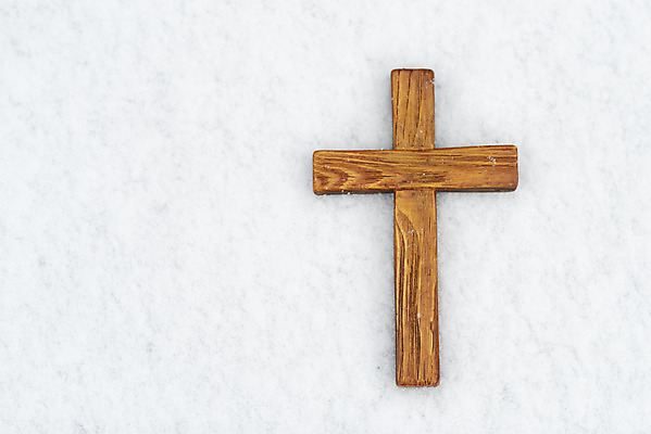 포토 JPG 주간 기독교 백그라운드 십자가 크리스마스 기독교용품 사람없음 야외 하이앵글 설원 눈 오브젝트 흰배경 예배 찬양 숭배 플랫레이 국내포토 자연요소 기념일 종교 뷰포인트 종교용품 날씨 눈_날씨 흰색 플랫 파일형식