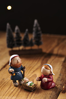 포토 JPG 스튜디오촬영 나무 기독교 백그라운드 크리스마스 기독교용품 실내 사람없음 아웃포커스 아기 예수 오브젝트 예배 나무바닥 찬양 마리아 숭배 국내포토 식물 기념일 종교 종교용품 바닥 촬영기법 사람 내부 신_종교 파일형식