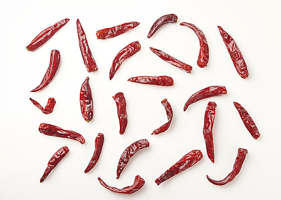 포토 JPG 식재료 재료 누끼 사람없음 하이앵글 여러개 흰배경 말린고추 양념재료 플랫레이 국내포토 뷰포인트 다수 백그라운드 고추 흰색 플랫 파일형식