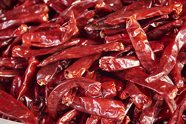 포토 JPG 식재료 재료 근접촬영 사람없음 여러개 시장 방앗간 말린고추 양념재료 전통시장 국내포토 전통 뷰포인트 다수 고추 파일형식