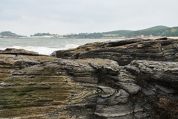 포토 JPG 주간 바다 풍경 사람없음 야외 관광지 가을 명승지 변산반도 부안 해식절벽 국내포토 자연요소 계절 여행 절벽 전라북도 파일형식