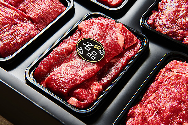 포토 JPG 스튜디오촬영 명절 실내 생고기 육류 누끼 근접촬영 사람없음 소고기 불고기 선물세트 등심 명품 소불고기 채끝살 명절선물 양지 국내포토 전통 기념일 한식 뷰포인트 식재료 선물 내부 상품 파일형식