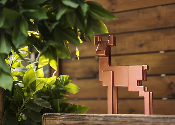 포토 자연요소 계절 기념일 감정 컨셉 잎 크리스마스 창문 포유류 용품 파일형식 JPG 휴식 설레임 겨울 오브젝트 사람없음 크리스마스용품 주간 야외 나뭇잎 창틀 모형 사슴 국내포토