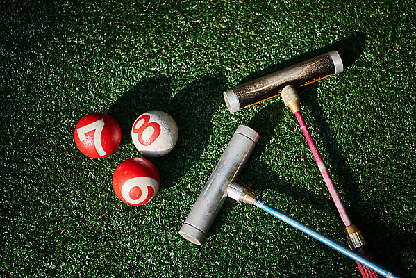 포토 JPG 주간 스포츠 공 레저 취미 사람없음 야외 하이앵글 여러개 경기장 장비 게이트볼 게이트볼장 플랫레이 게이트볼스틱 국내포토 자연요소 뷰포인트 다수 스포츠시설 구기 플랫 파일형식