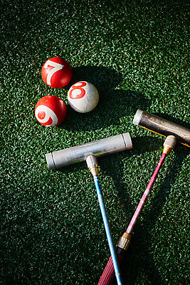 포토 JPG 주간 스포츠 공 레저 취미 사람없음 야외 하이앵글 여러개 경기장 장비 게이트볼 게이트볼장 플랫레이 게이트볼스틱 국내포토 자연요소 뷰포인트 다수 스포츠시설 구기 플랫 파일형식