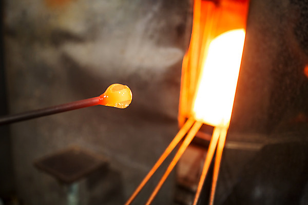 포토 JPG 예술 유리 실내 사람없음 아웃포커스 아궁이 공예 파이프 체코 유리공예 국내포토 유럽 재질 촬영기법 취미 내부 파일형식