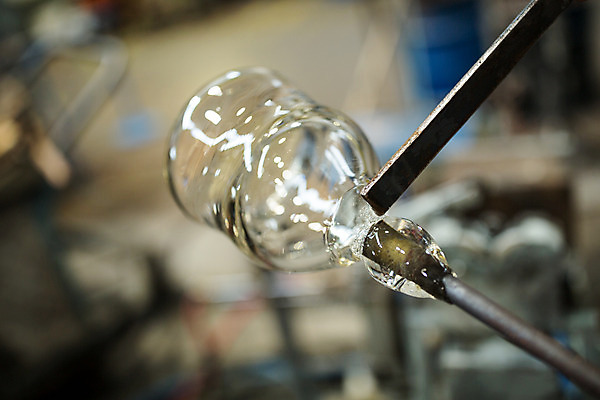 포토 JPG 예술 유리 실내 들기 사람없음 공예 파이프 체코 다듬기 유리공예 국내포토 유럽 모션 재질 취미 내부 파일형식