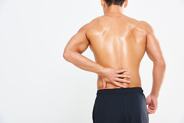 포토 JPG 스튜디오촬영 남자 허리손 다이어트 근육 실내 건강 한명 누끼 상반신 20대 성인 뒷모습 헬스 손상 고통 한국인 질병 웨이트트레이닝 보디빌딩 보디빌더 흰배경 트레이너 허리디스크 바디케어 복근 허리통증 성인남자한명만 국내포토 1 감정 뷰포인트 포즈 백그라운드 컨셉 의학 사람 동양인 청년 내부 운동 흰색 디스크_질병 남자한명만 성인남자만 파일형식