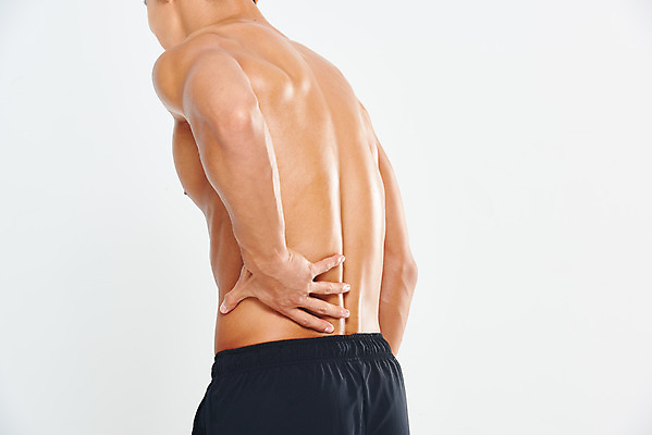 포토 JPG 스튜디오촬영 남자 허리손 다이어트 근육 실내 건강 한명 누끼 상반신 20대 성인 뒷모습 헬스 손상 고통 한국인 질병 웨이트트레이닝 보디빌딩 보디빌더 흰배경 트레이너 허리디스크 바디케어 복근 허리통증 성인남자한명만 국내포토 1 감정 뷰포인트 포즈 백그라운드 컨셉 의학 사람 동양인 청년 내부 운동 흰색 디스크_질병 남자한명만 성인남자만 파일형식