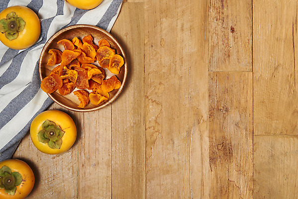 포토 JPG 스튜디오촬영 과일 자연 실내 감 누끼 사람없음 농작물 하이앵글 신선 천 오브젝트 유기농 비타민 곶감 나무그릇 플랫레이 슈퍼푸드 나무배경 국내포토 그릇 웰빙 뷰포인트 백그라운드 농업 내부 목재 직물 플랫 생태계 건강식품 건과일 영양소 파일형식