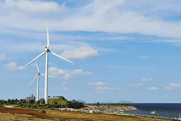 포토 JPG 주간 구름 바다 하늘 풍경 사람없음 야외 관광지 가을 풍력에너지 군산 부안 새만금방조제 국내포토 자연요소 계절 여행 그린에너지 전라북도 방조제 파일형식