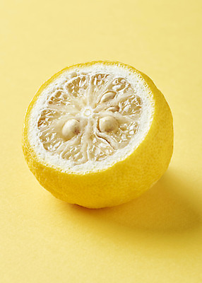 포토 JPG 스튜디오촬영 과일 자연 단면 실내 누끼 사람없음 농작물 한개 신선 오브젝트 유기농 비타민 노란배경 유자 슈퍼푸드 국내포토 1 웰빙 백그라운드 농업 내부 노란색 생태계 건강식품 영양소 파일형식
