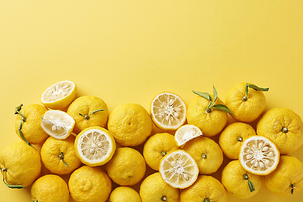 포토 JPG 스튜디오촬영 잎 과일 자연 단면 실내 누끼 사람없음 농작물 하이앵글 여러개 신선 오브젝트 유기농 비타민 노란배경 유자 플랫레이 슈퍼푸드 국내포토 식물 웰빙 뷰포인트 다수 백그라운드 농업 내부 노란색 플랫 생태계 건강식품 영양소 파일형식