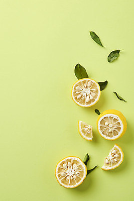포토 JPG 스튜디오촬영 잎 과일 자연 단면 실내 누끼 사람없음 농작물 하이앵글 여러개 신선 오브젝트 유기농 비타민 유자 플랫레이 슈퍼푸드 초록배경 국내포토 식물 웰빙 뷰포인트 다수 백그라운드 농업 내부 초록색 플랫 생태계 건강식품 영양소 파일형식