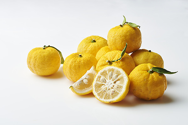 포토 JPG 스튜디오촬영 잎 과일 자연 단면 실내 누끼 사람없음 농작물 쌓기 여러개 신선 오브젝트 흰배경 유기농 비타민 유자 슈퍼푸드 국내포토 식물 웰빙 다수 백그라운드 농업 모션 내부 흰색 생태계 건강식품 영양소 파일형식