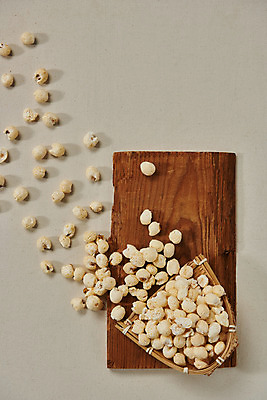 포토 JPG 스튜디오촬영 회색배경 디저트 실내 누끼 사람없음 하이앵글 과자 여러개 추억 키_도구 복고 강냉이 나무도마 뻥튀기 전통과자 플랫레이 생과자 국내포토 음식 뷰포인트 다수 백그라운드 컨셉 도마 내부 목재 회색 도구 플랫 파일형식