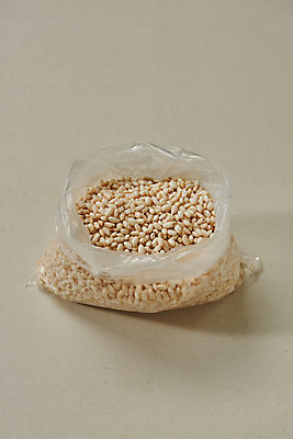 포토 JPG 스튜디오촬영 회색배경 디저트 실내 누끼 사람없음 과자 여러개 추억 복고 비닐 뻥튀기 전통과자 생과자 쌀튀밥 국내포토 음식 다수 백그라운드 컨셉 재질 내부 회색 파일형식