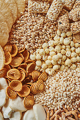 포토 JPG 스튜디오촬영 디저트 실내 누끼 근접촬영 사람없음 하이앵글 과자 여러개 추억 복고 강냉이 뻥튀기 전통과자 플랫레이 생과자 쌀튀밥 오란다 소라과자 매화과자 국내포토 음식 뷰포인트 다수 컨셉 내부 플랫 파일형식