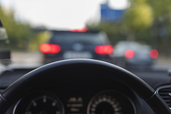 포토 JPG 주간 도로 자동차 풍경 사람없음 야외 아웃포커스 드라이브 운전 핸들 안전운전 차안 국내포토 자연요소 길 육상교통 교통시설 모션 촬영기법 교통안전 파일형식