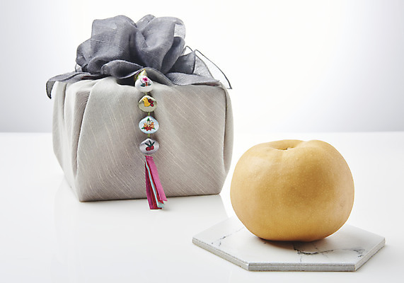 포토 JPG 스튜디오촬영 명절 과일 실내 사람없음 선물상자 신선 배 오브젝트 보따리 선물세트 명절선물 국내포토 전통 기념일 선물 내부 상자 파일형식