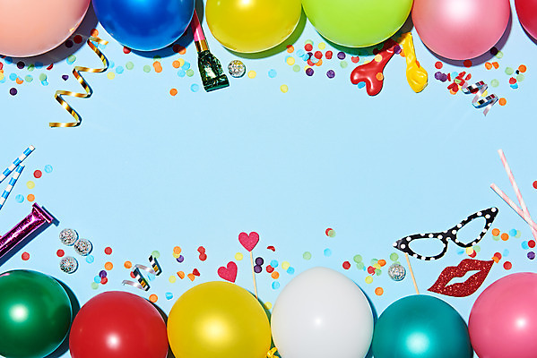 포토 JPG 스튜디오촬영 기념일 백그라운드 실내 빨대 가면 이벤트 사람없음 하이앵글 파티 축하 파티용품 파란배경 풍선 플랫레이 국내포토 뷰포인트 컨셉 내부 파란색 플랫 이벤트용품 파일형식