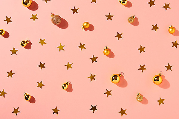 포토 JPG 스튜디오촬영 기념일 별 백그라운드 실내 이벤트 사람없음 장식 하이앵글 파티 장식볼 축하 플랫레이 분홍색배경 국내포토 자연요소 뷰포인트 분홍색 컨셉 내부 플랫 파일형식